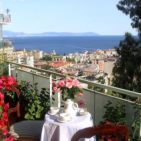 B&B Napoli Franca Zewnętrze zdjęcie